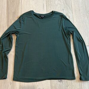 Express Long Sleeve Crew Neck Tee in Medium